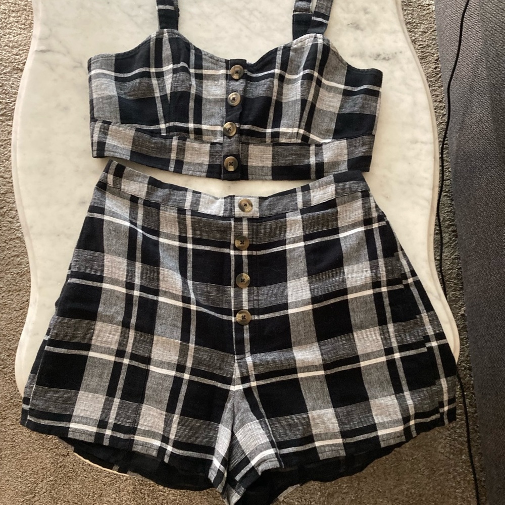 🤍🖤Cute Button Down Plaid Two Piece Set 🖤🤍